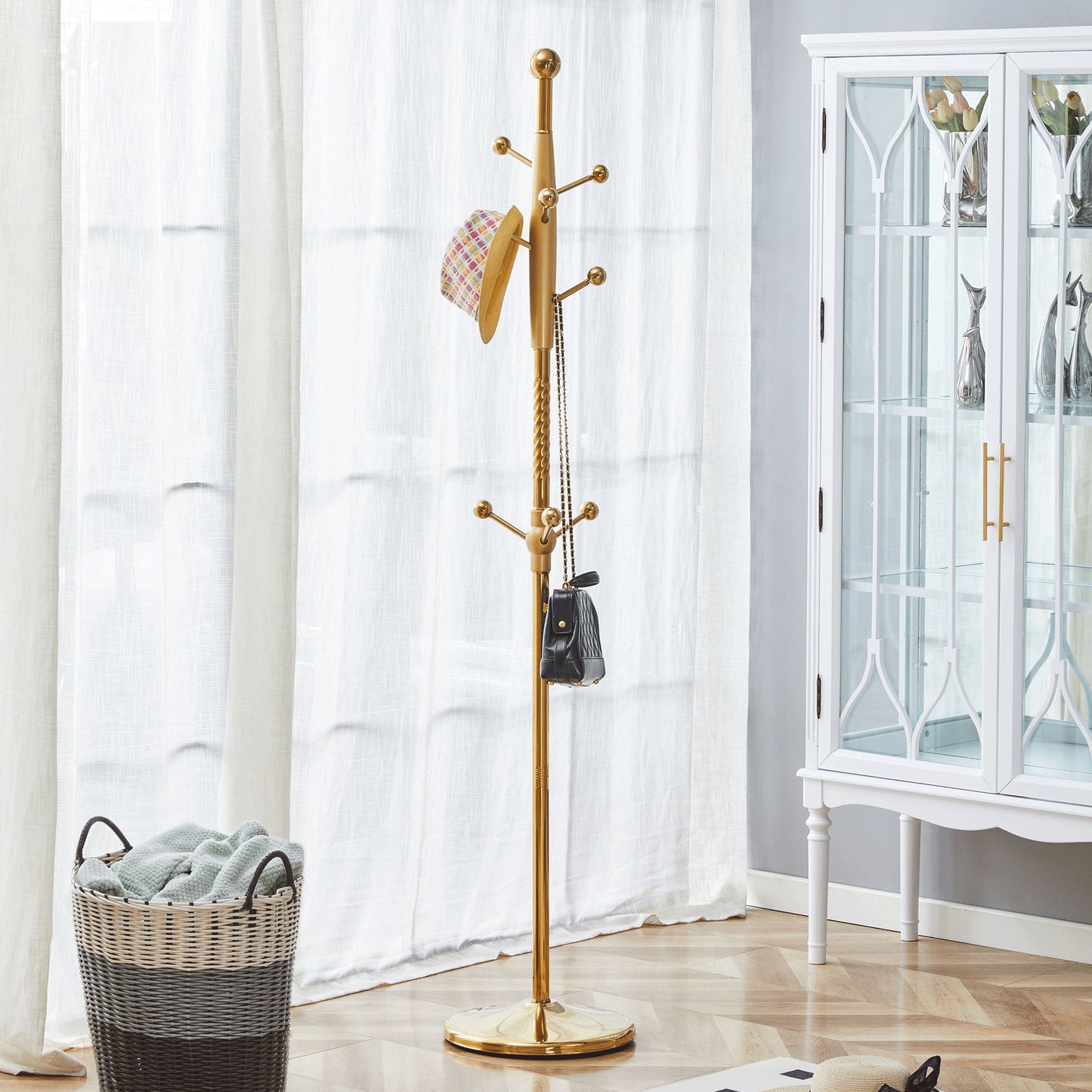 Modern Stainless Steel Spray Painted Hanger With Solid Wood Reinforcement