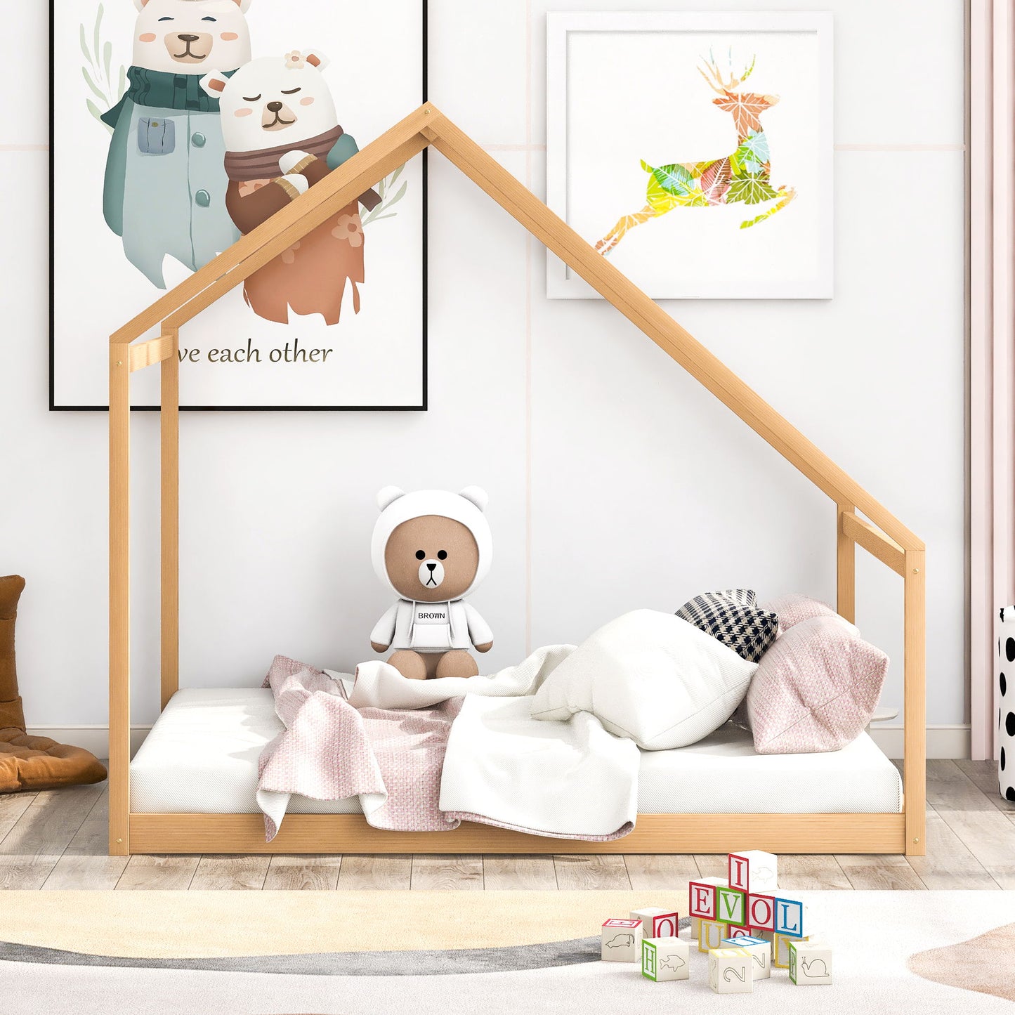 Creative Design House Bed